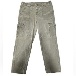 American Eagle Outfitters High Waisted Cargo Pants